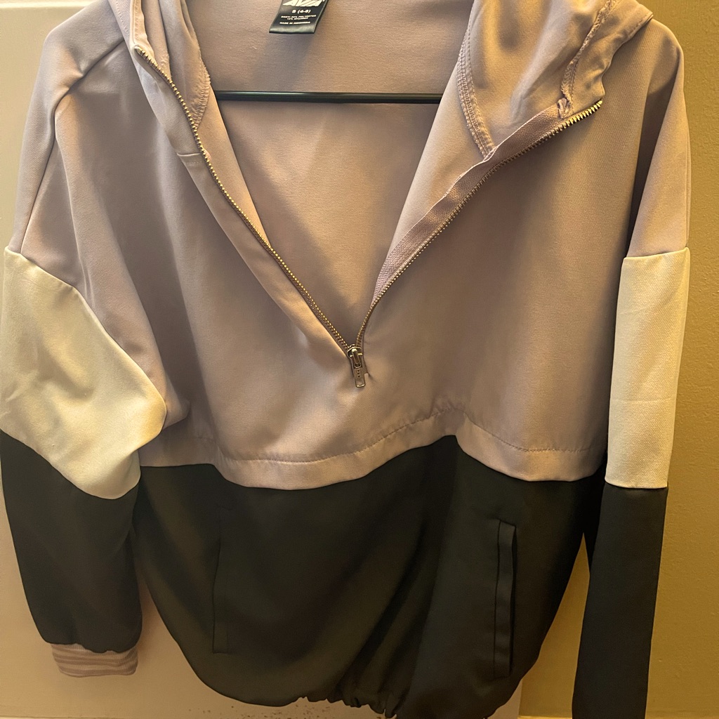 Women’s Pullover!